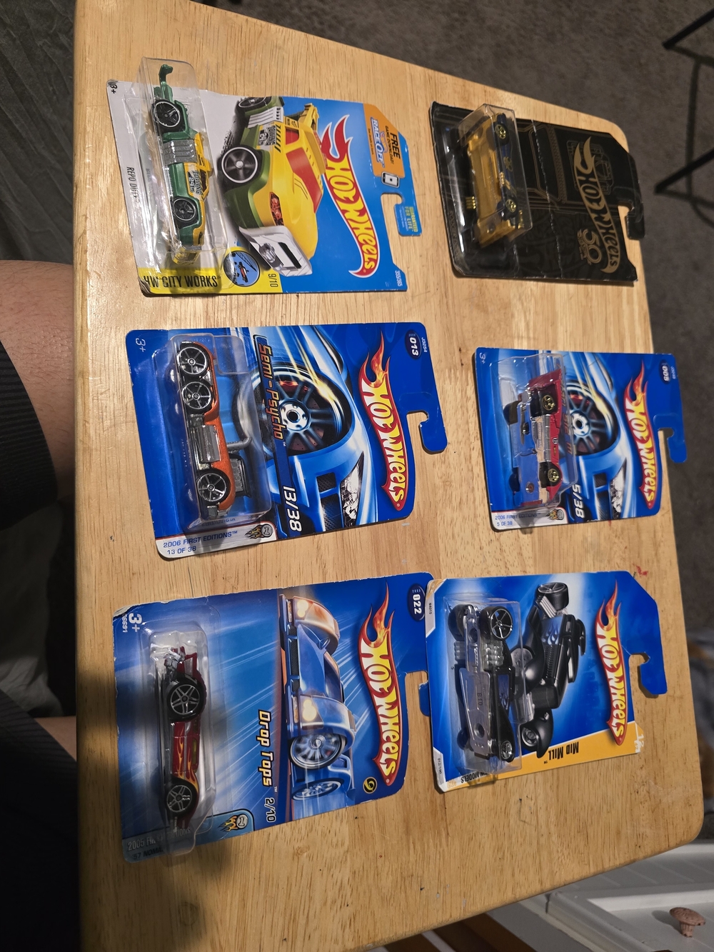Hot Wheels set of 5 and a gold limited edition